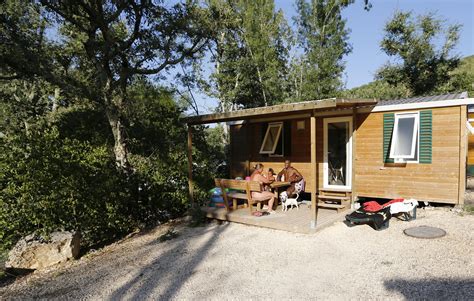 la genese camping|Domaine naturiste dans le Gard 